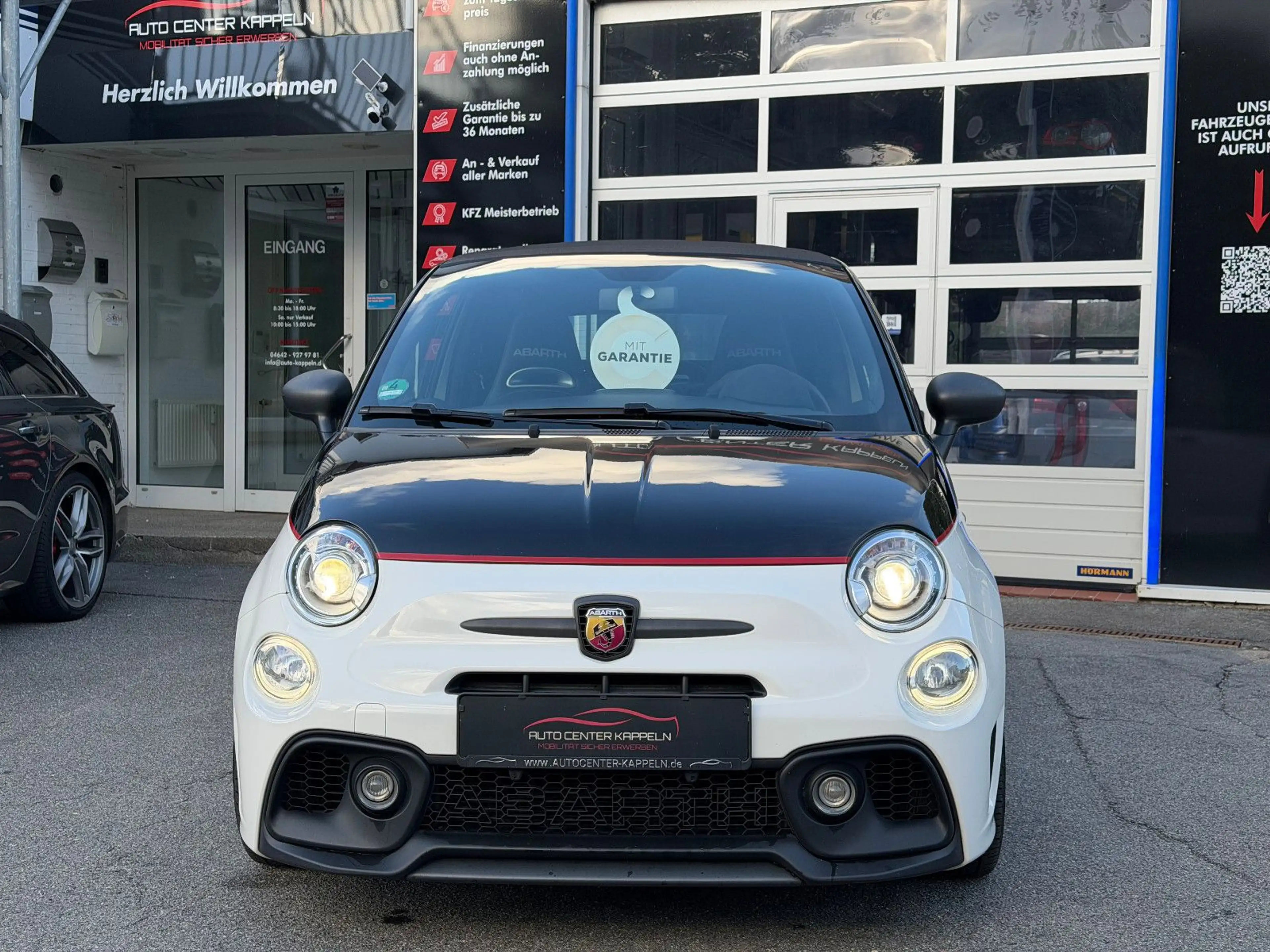 Abarth 595 Competizione 595 Cabrio Competizione (Beats-Carbon-CarPlay) — photo 2