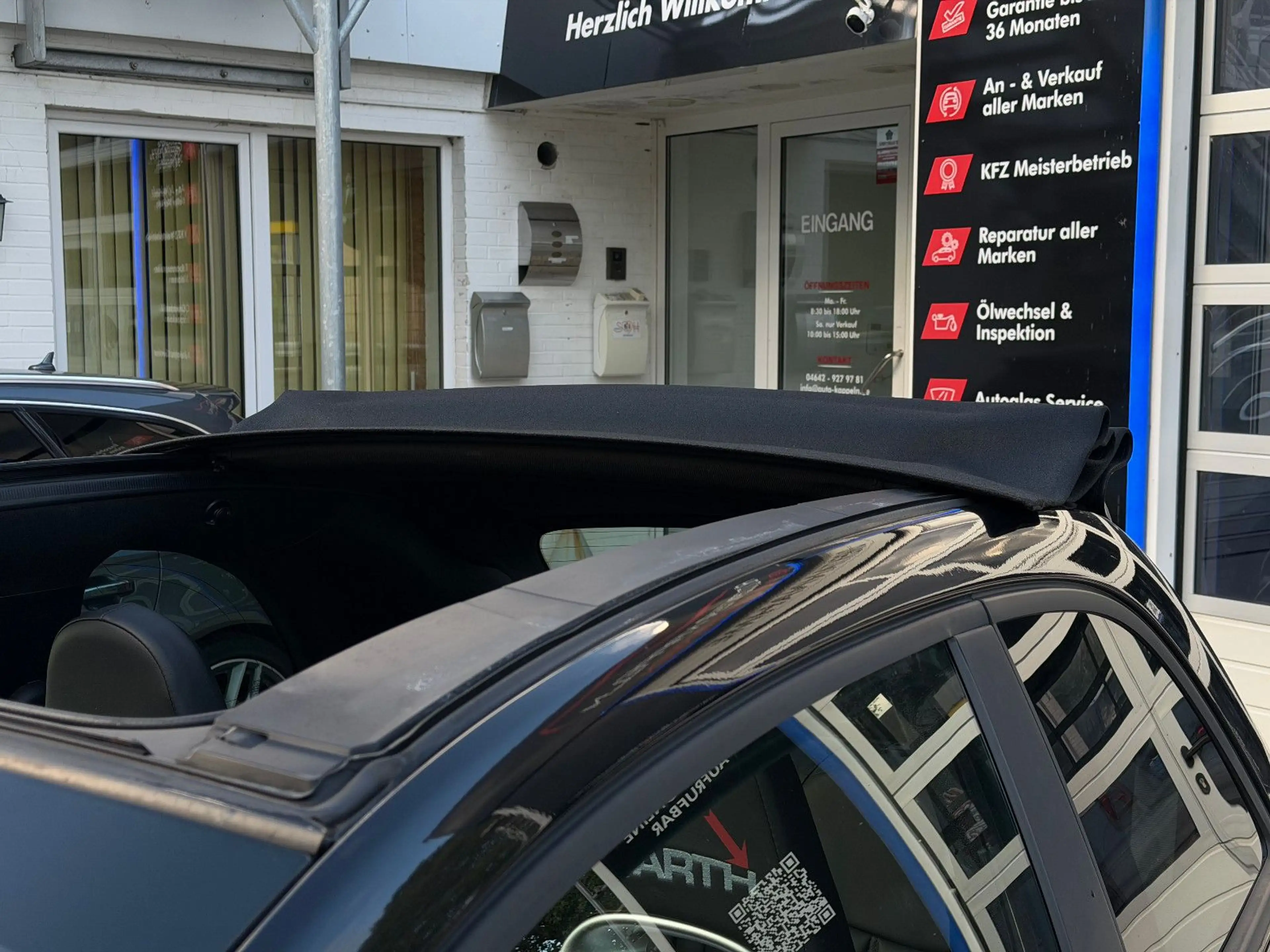 Abarth 595 Competizione 595 Cabrio Competizione (Beats-Carbon-CarPlay) — photo 6