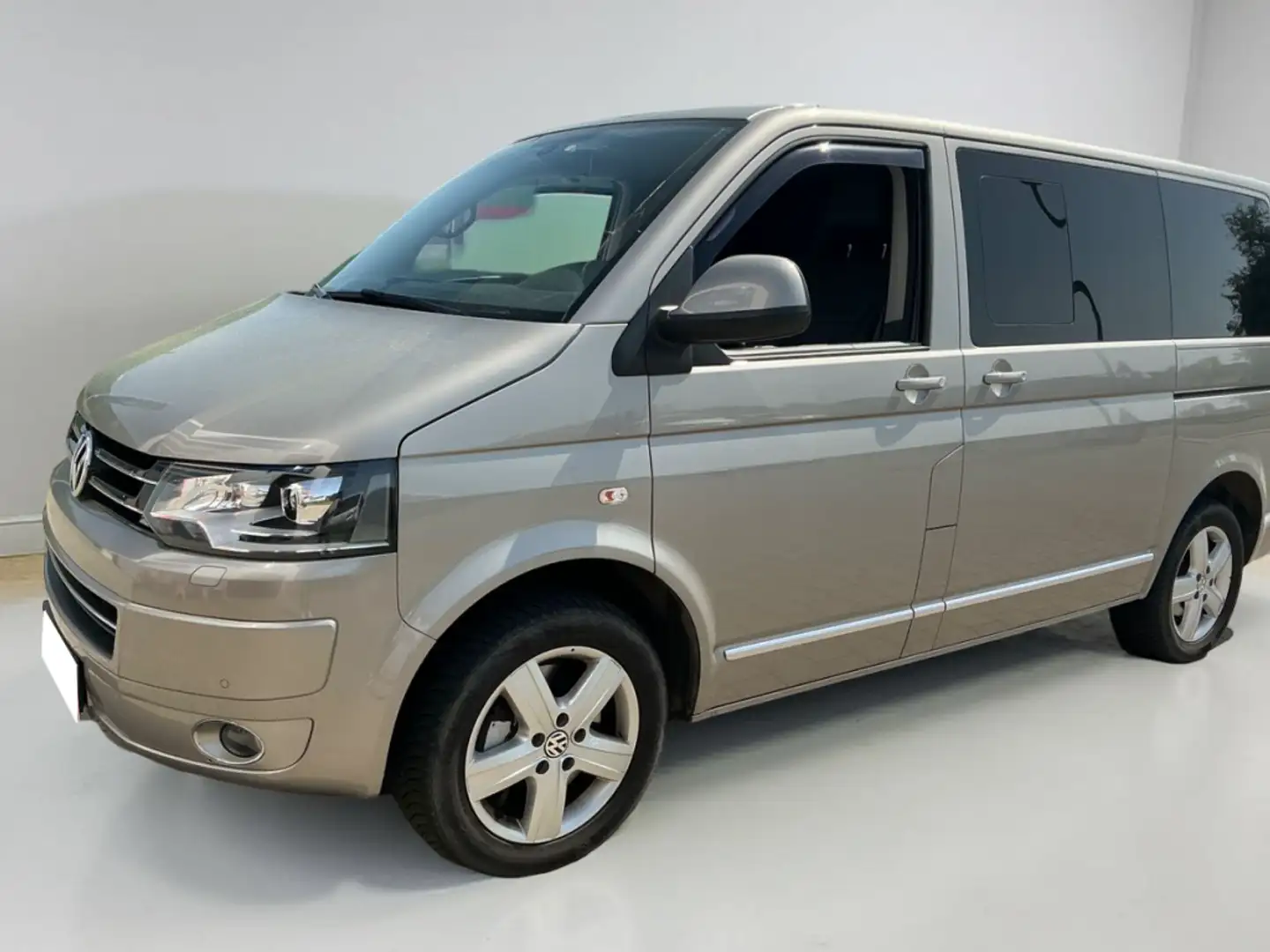 Volkswagen Multivan Mulltivan 2.0Bi-TDI BMT HighlineEd.4M DSG Beige - 1