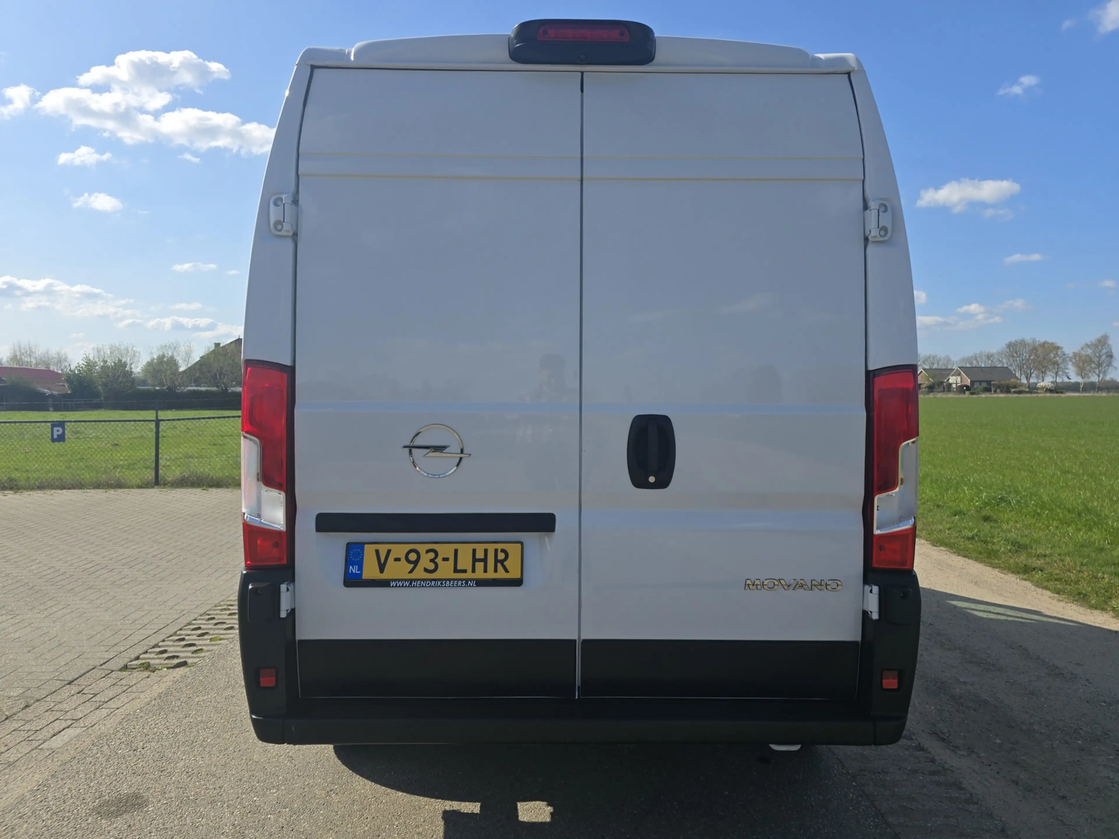 Opel Movano 2.2D 140 L2H2 3.5T - 140 Pk - Euro 6 - ParkeerCame — photo 4