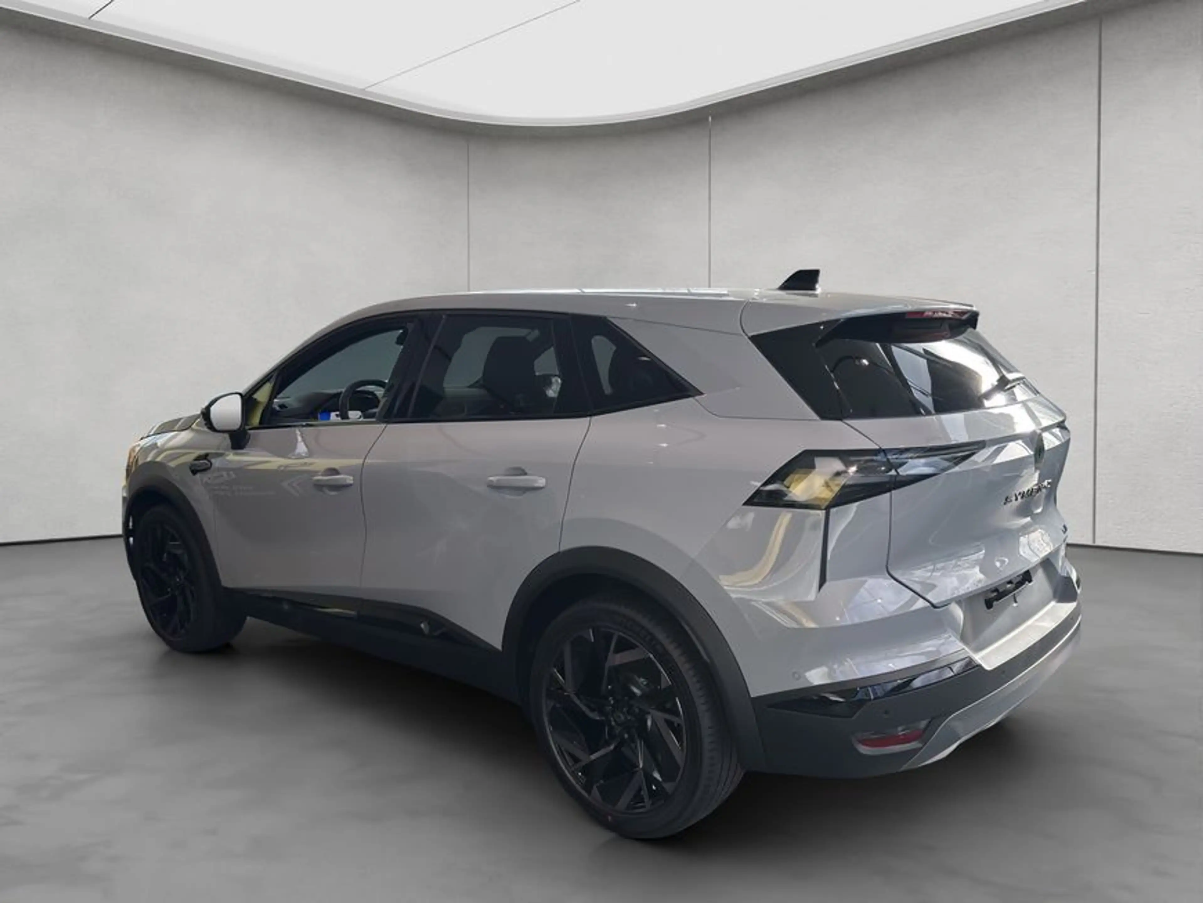 Renault Symbioz Full Hybrid E-Tech 160 ESPRIT ALPINE — photo 3