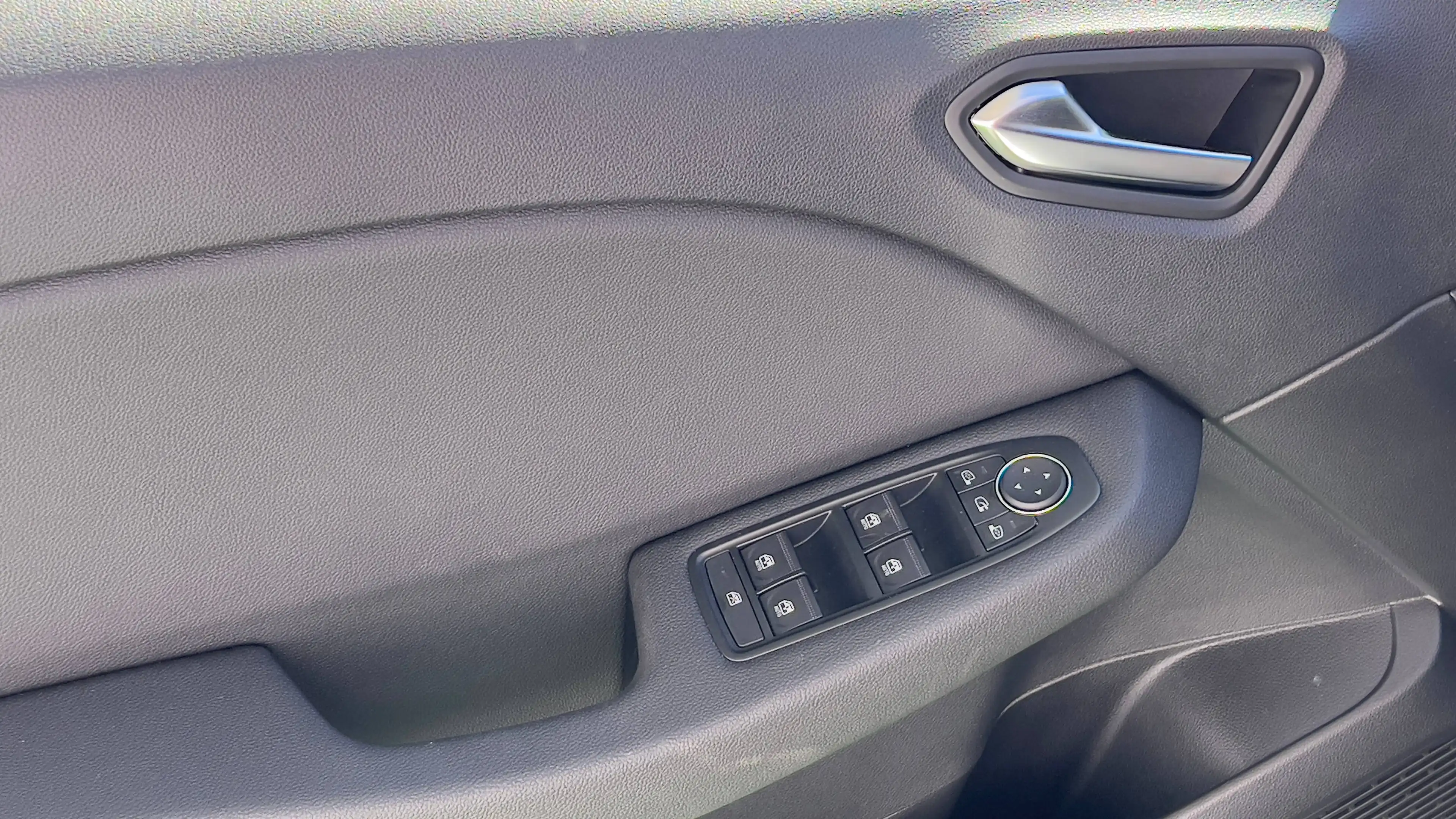 Mitsubishi Colt 1.0 Edition m. Navigationssystem, Freisprecheinrichtung, 17 Leichtmetallräder, Rückfahrkamera uvm.... — photo 8