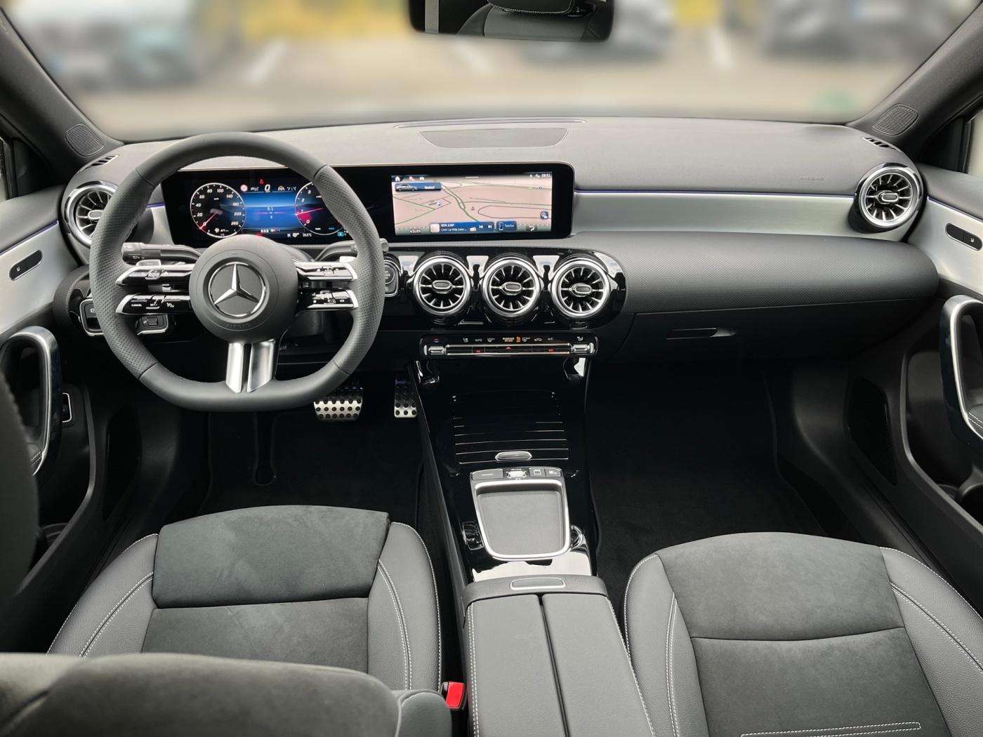 Mercedes-Benz A 180