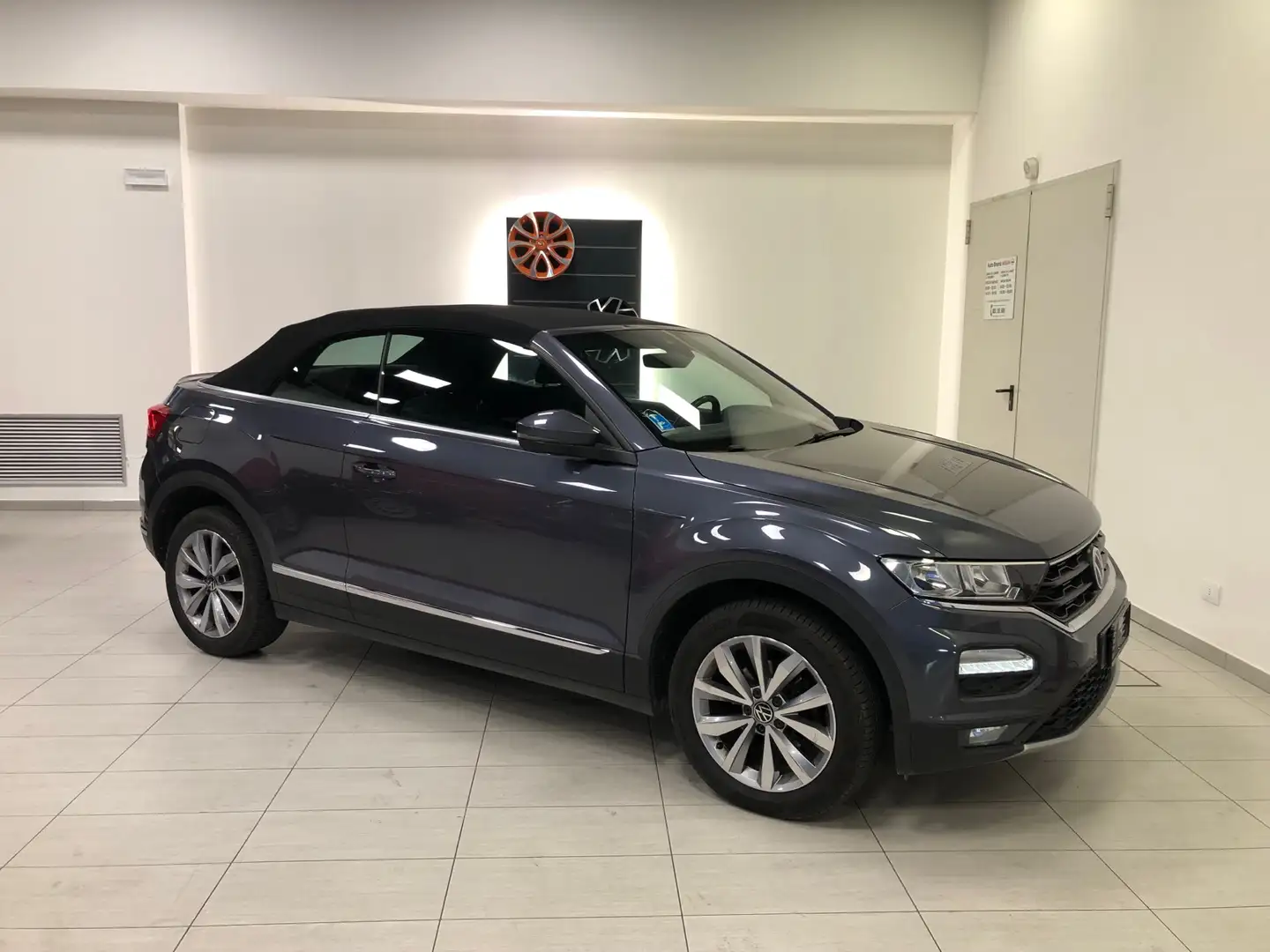 Volkswagen T-Roc Cabriolet 1.5 tsi Style dsg Gris - 2