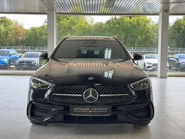 Mercedes-Benz 300 view 2