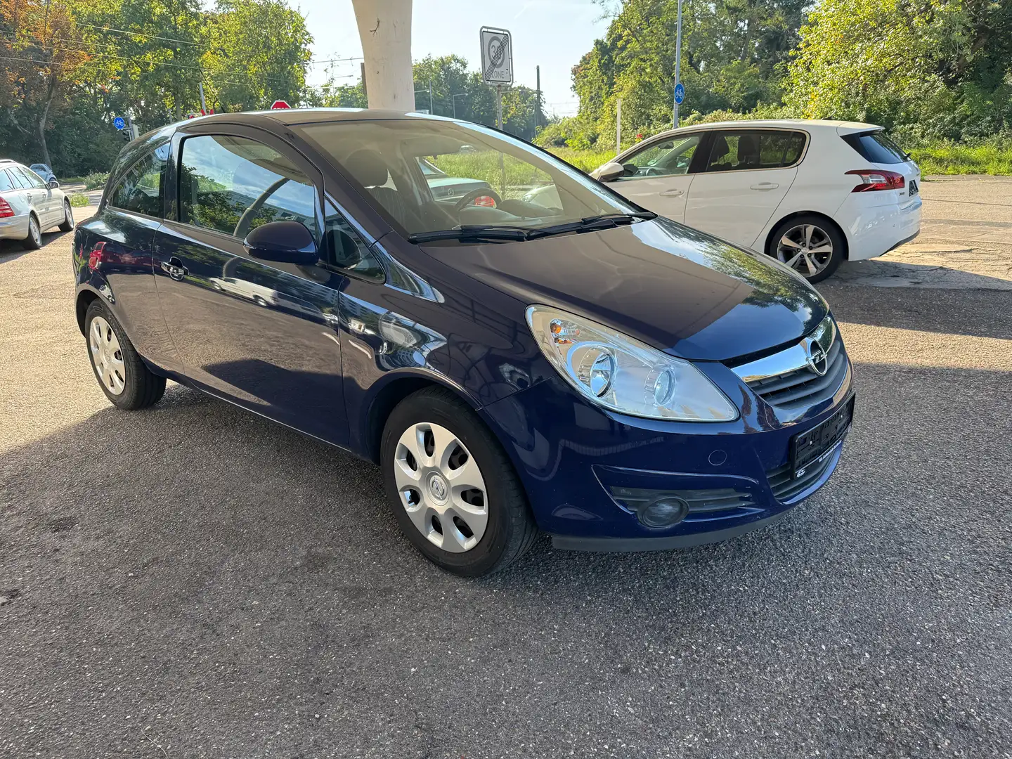 Opel Corsa Edition Blau - 1
