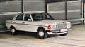 Mercedes-Benz 230 e 123 #Traumzustand #Opa'sBenz White - thumbnail 1
