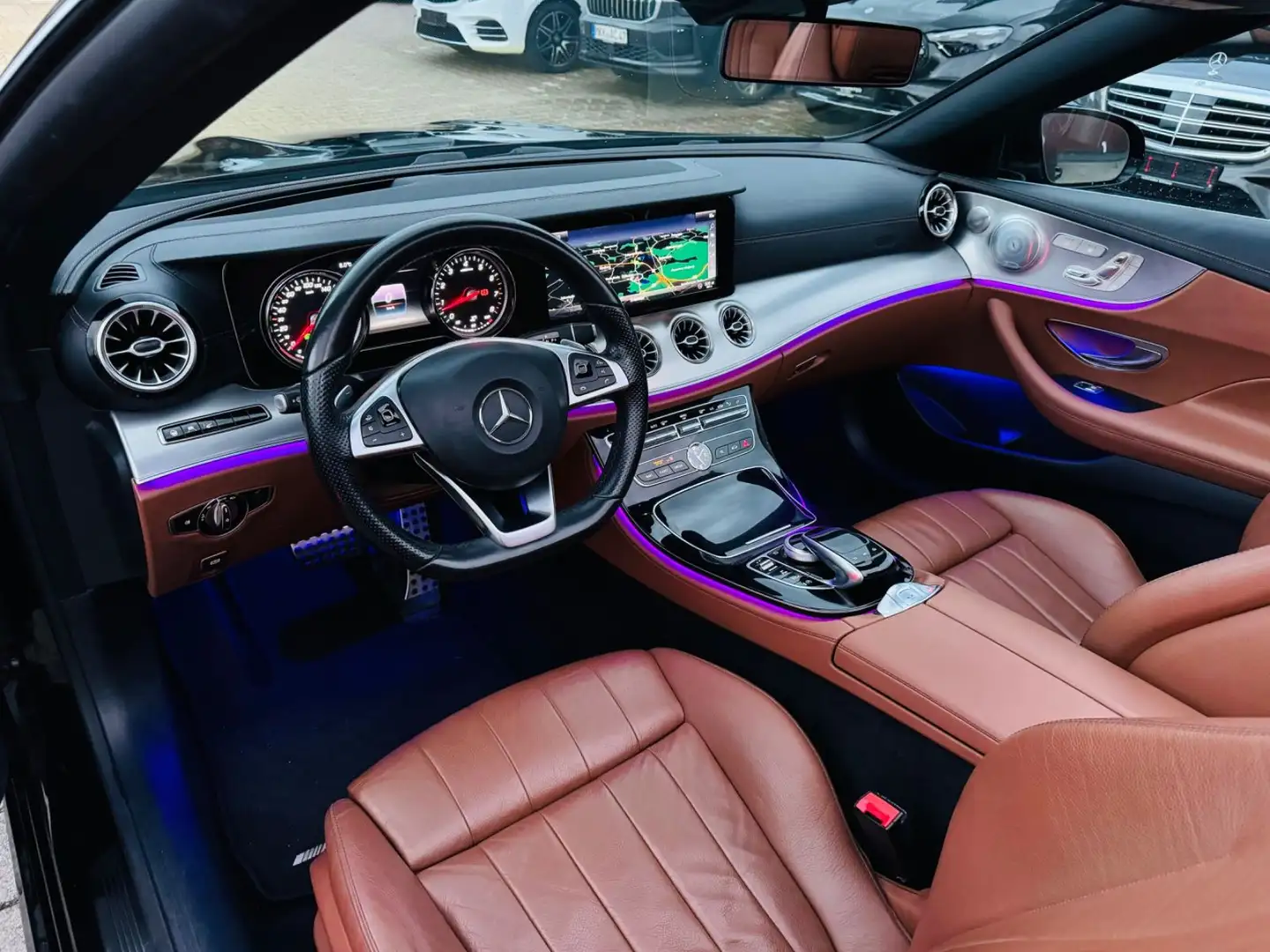 Mercedes-Benz E 300 Cabrio AMG Line MEMORY+BURMESTER+M-BEAM+20 Negru - 1