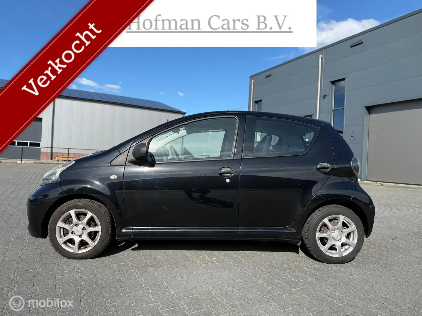 Toyota Aygo 1.0-12V Comfort 5-Deurs Zwart 2010 APK 08/2026 Nero - 2