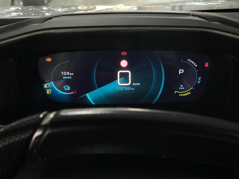 Peugeot e-2008 EV GT Pack 50 kWh PANO CAMERA SOH 91% FASE 3 DEALE — photo 12