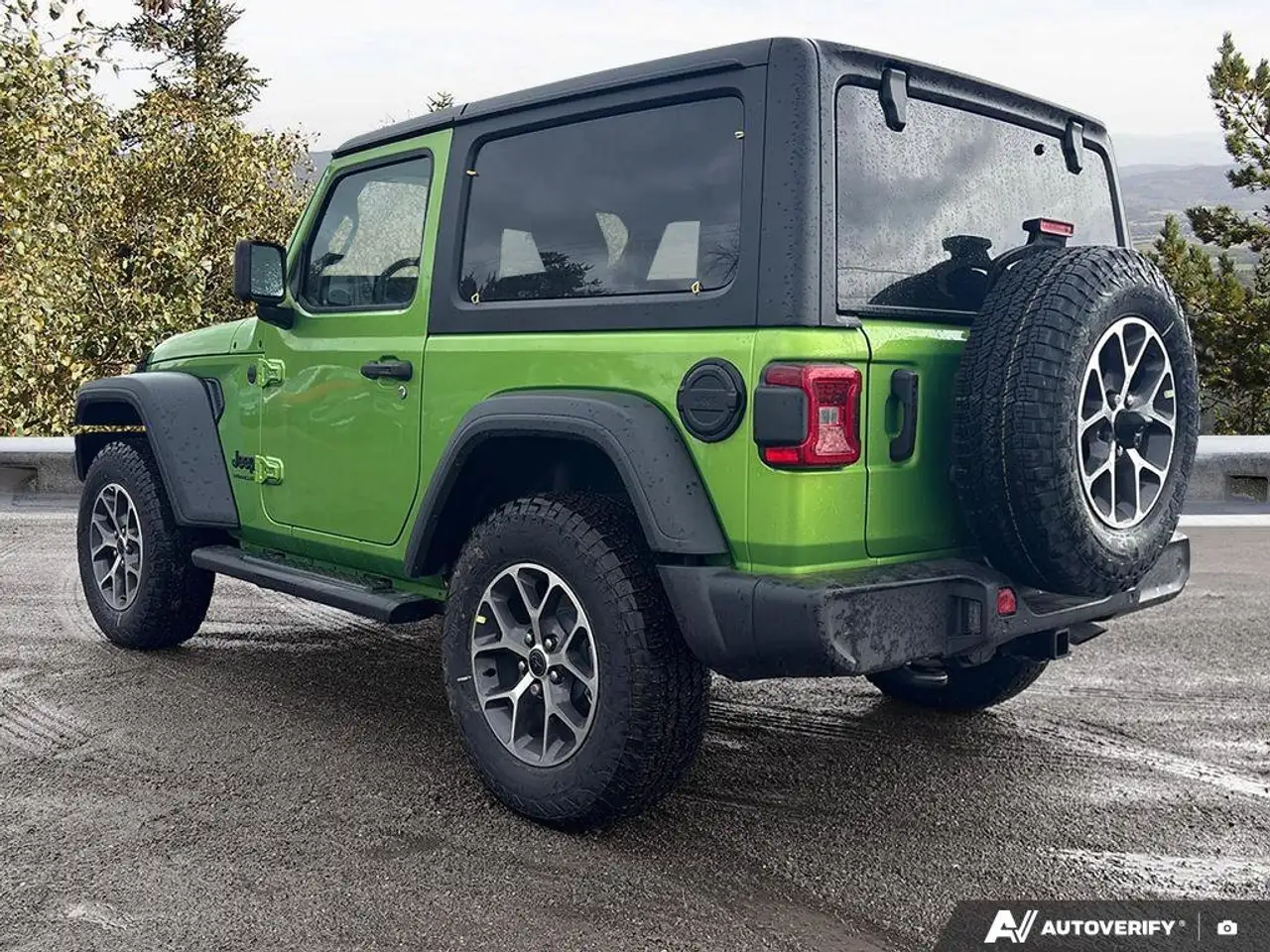 Jeep Wrangler снимка Jeep Wrangler