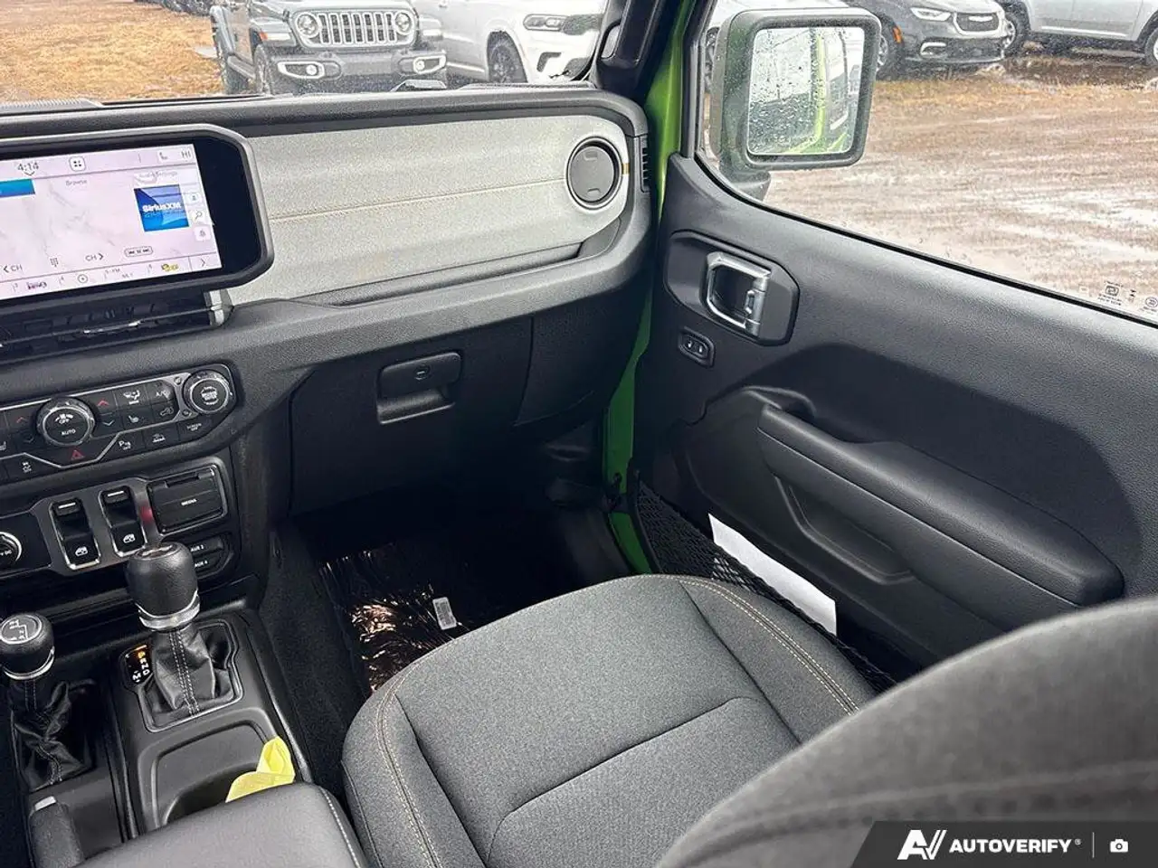 Jeep Wrangler снимка Jeep Wrangler