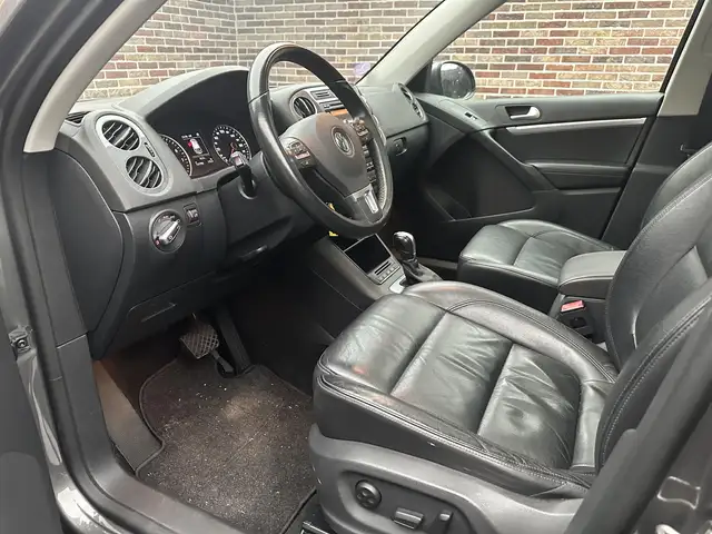 Volkswagen Tiguan view 14