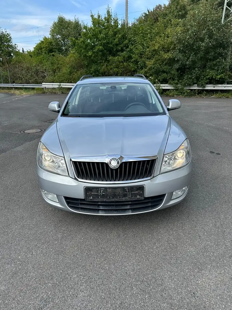 Skoda Octavia Ambiente TÜV NEU Juli 2027 Grau - 1