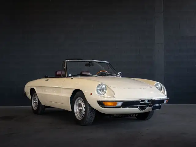 Alfa Romeo Spider 2000 Veloce