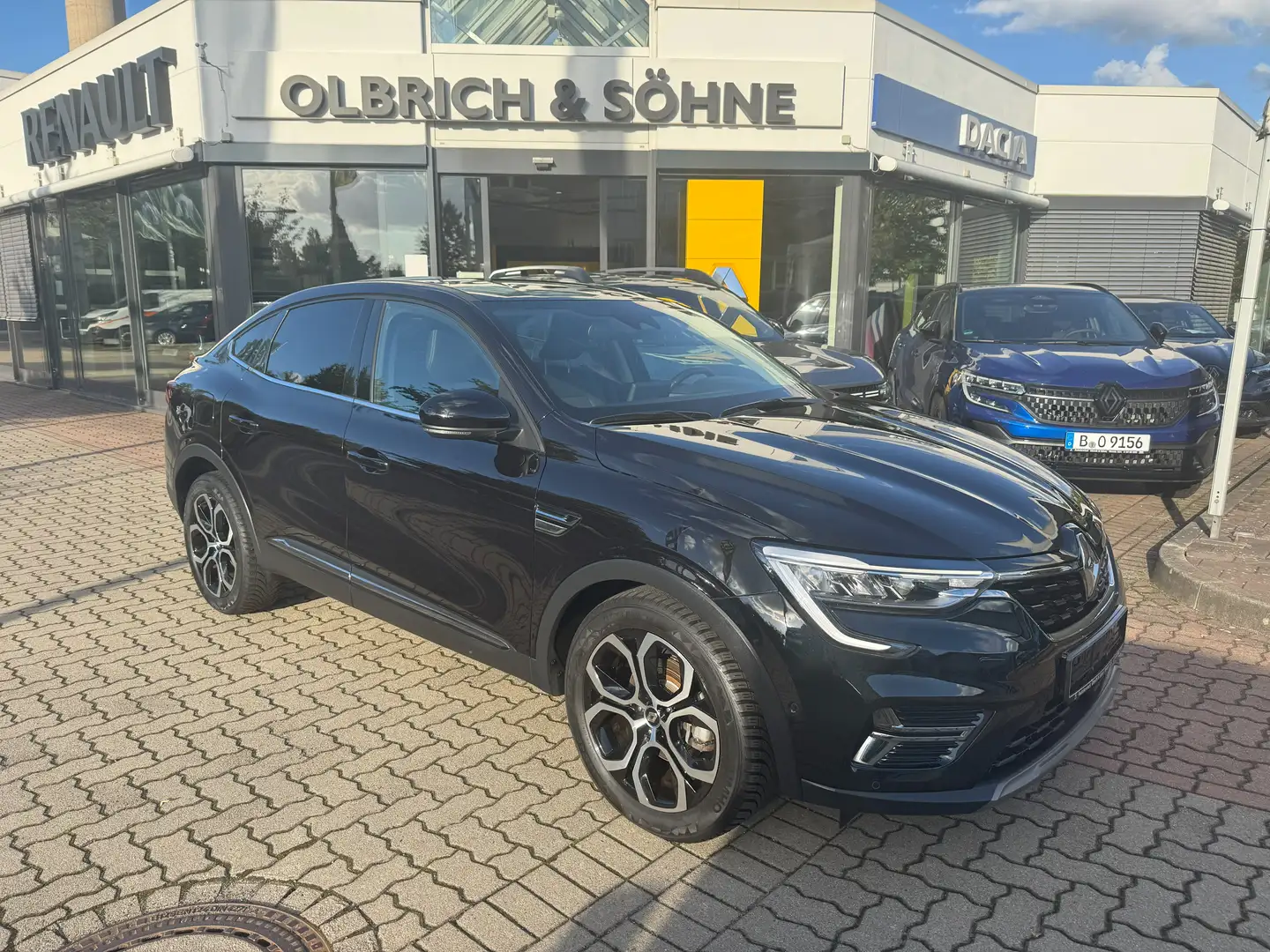 Renault Arkana Intens E-Tech 145 Schwarz - 1