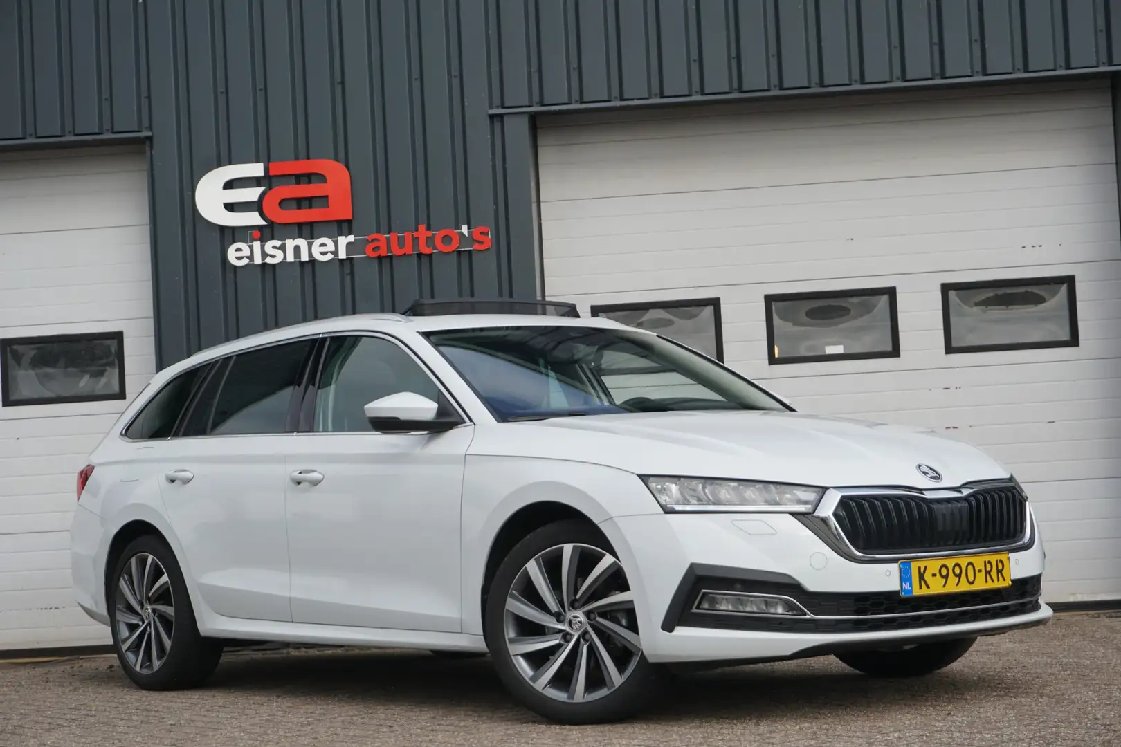 Skoda Octavia Combi 1.0 TSI Style | PANORAMA DAK | STOELVERWARMI Wit - 2