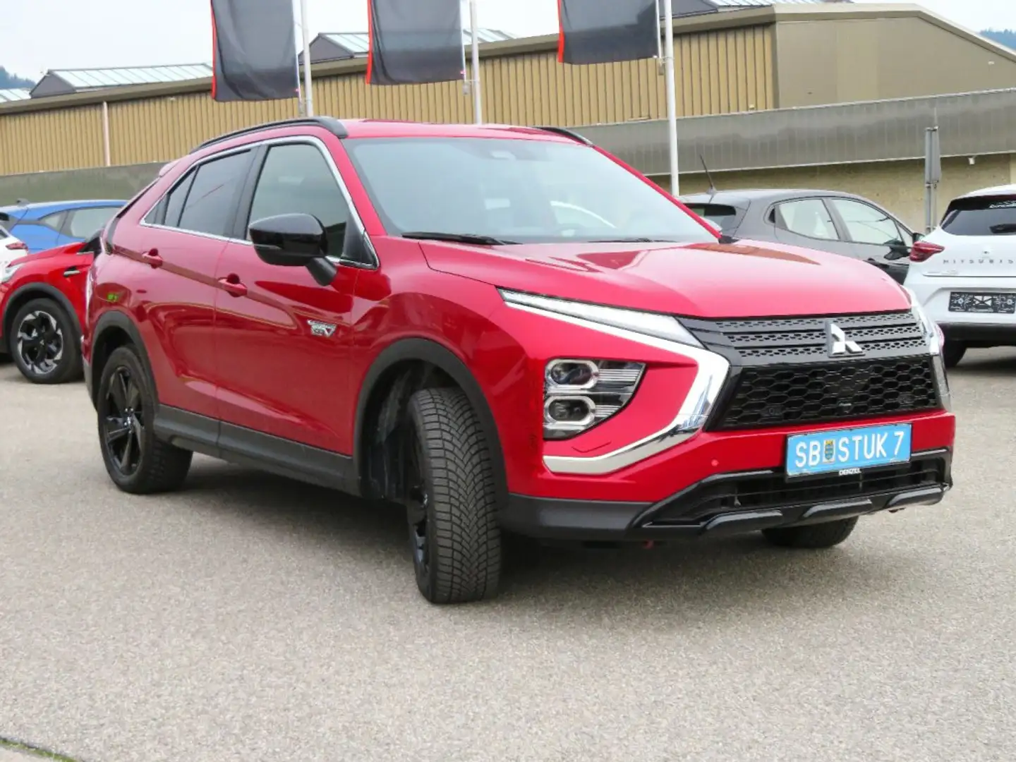 Mitsubishi Eclipse Cross PHEV 2,4 4WD Intense+ 45 Jahre Rot - 1