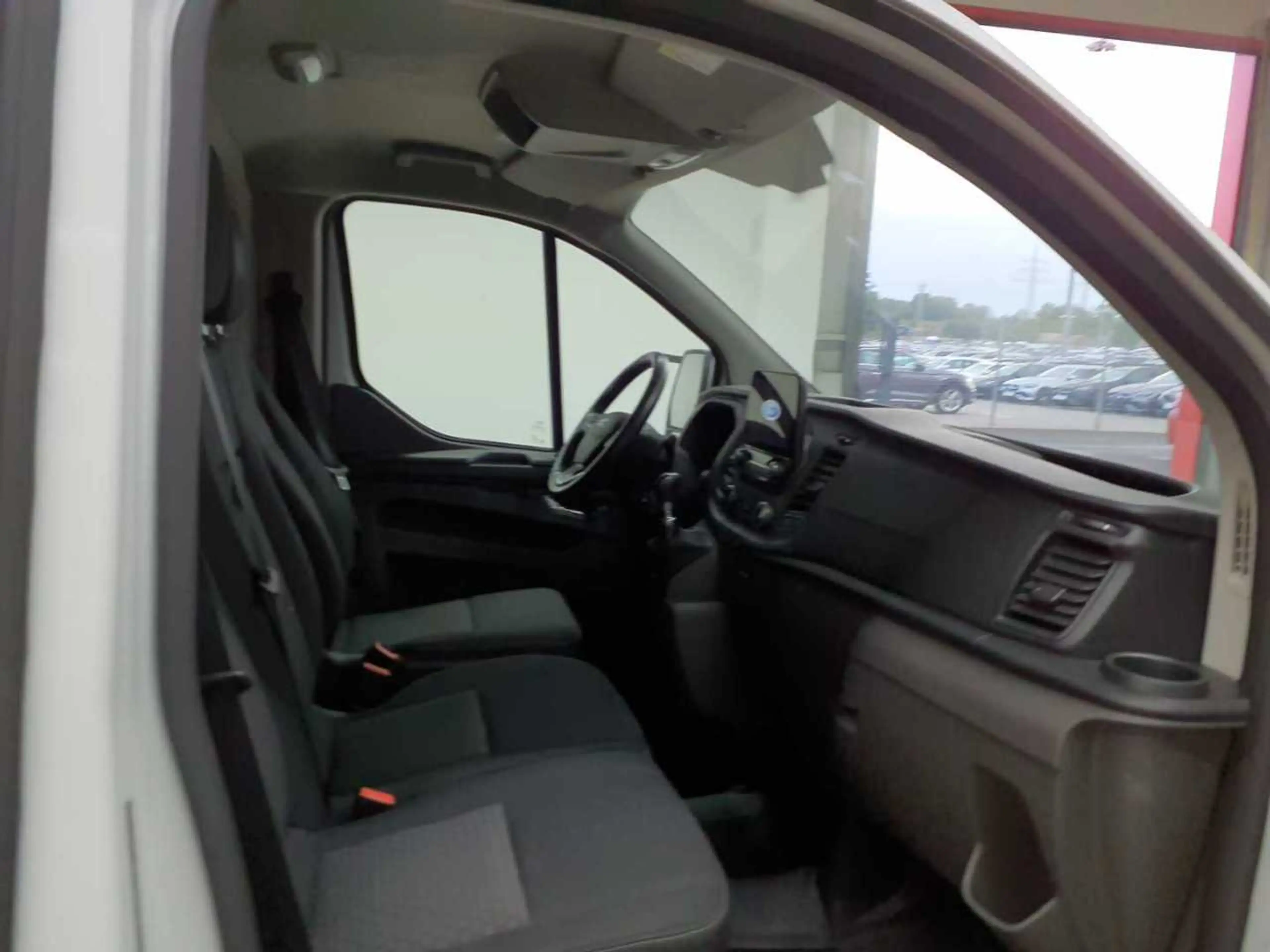 Ford Transit Transit Custom 300 L2 Trend Navi — photo 8