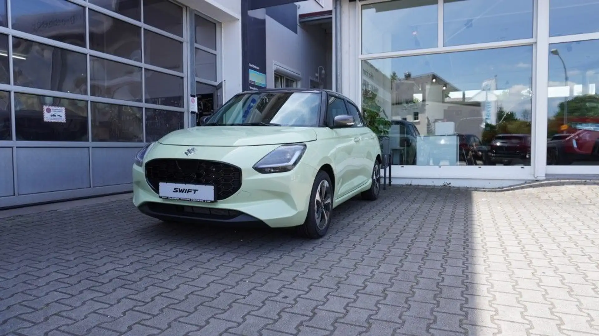 Suzuki Swift 1.2 Hybrid CVT Comfort+ Neuwagen 5 Jahre Garantie Gelb - 2