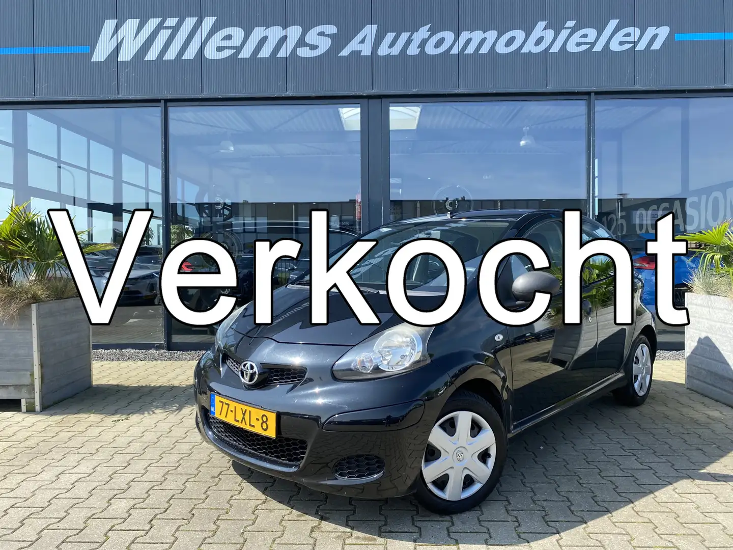 Toyota Aygo 1.0-12V Access Airco Noir - 1