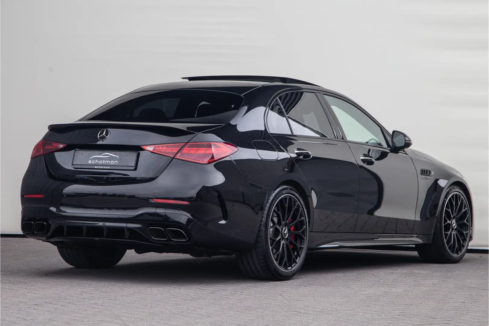 Mercedes-Benz C 63 AMG S E Performance 680pk Premium Plus, Head-up, Vierw Zwart - 2