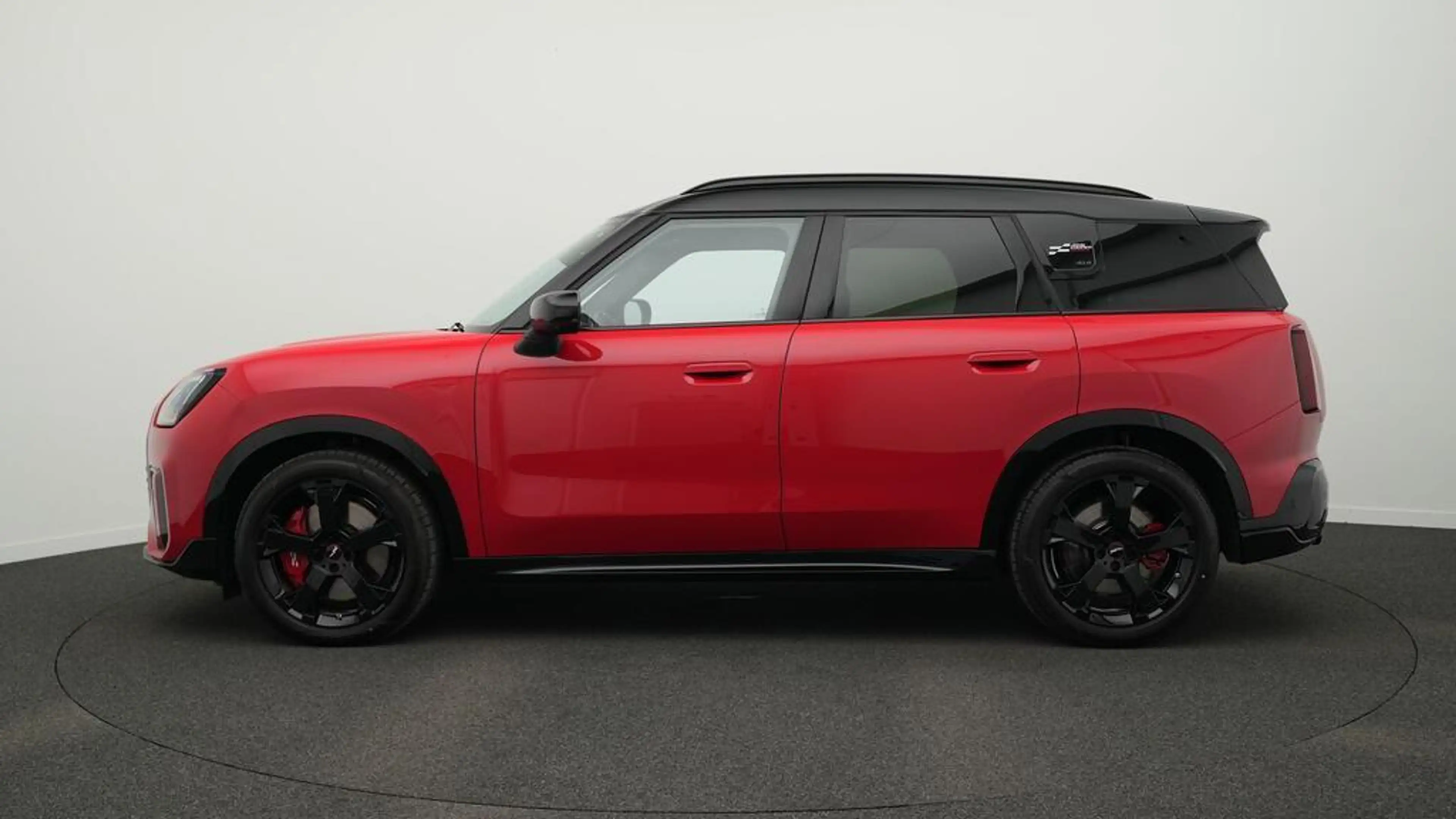 MINI JCW Countryman All4 John Cooper Works Trim — photo 3