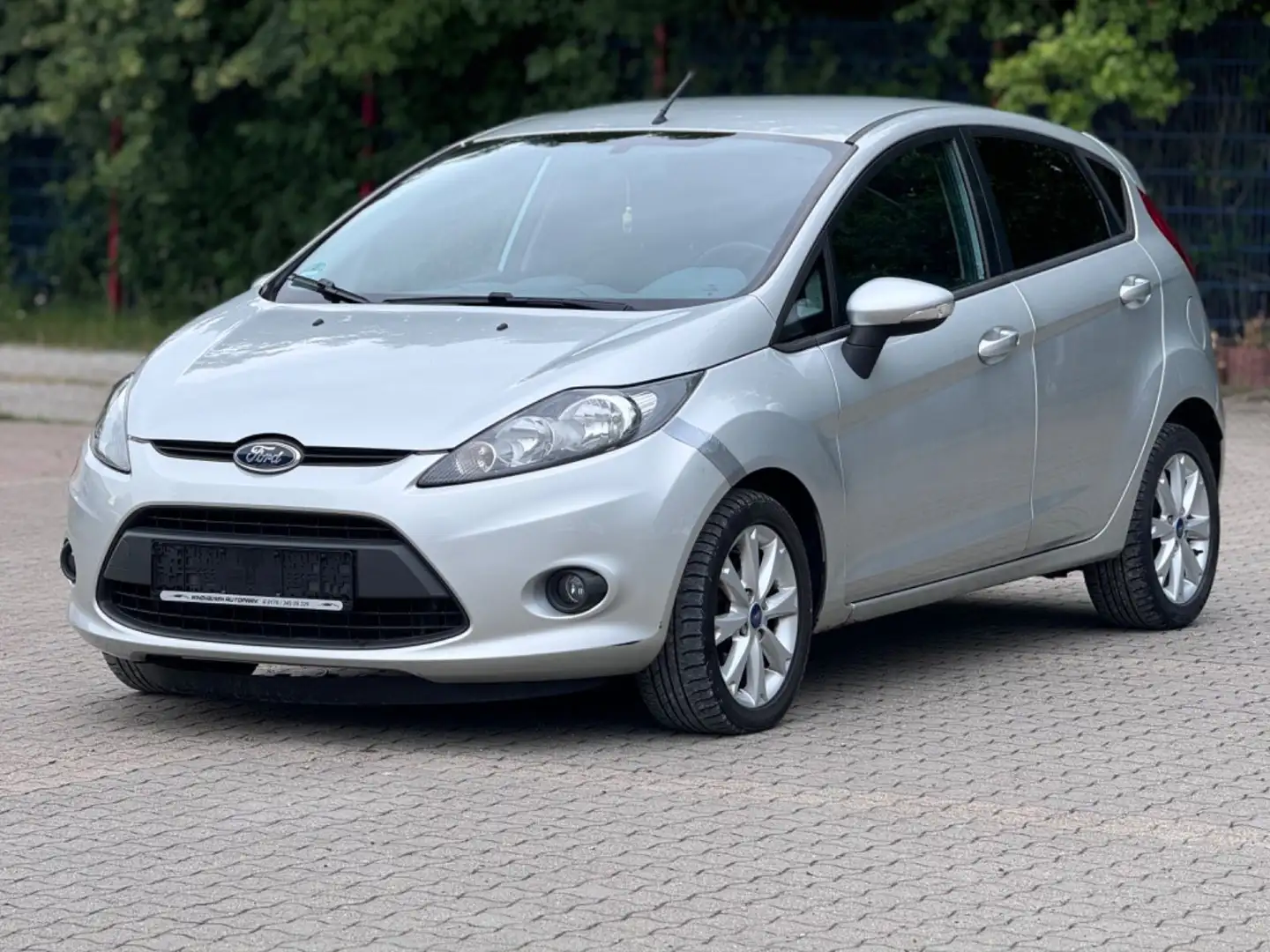 Ford Fiesta 1,25 * KLIMA * TÜV- 10.2026 Argento - 1