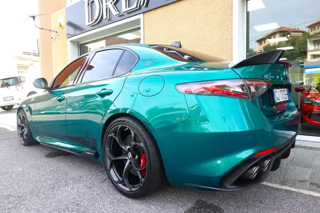 Alfa Romeo Giulia view 3