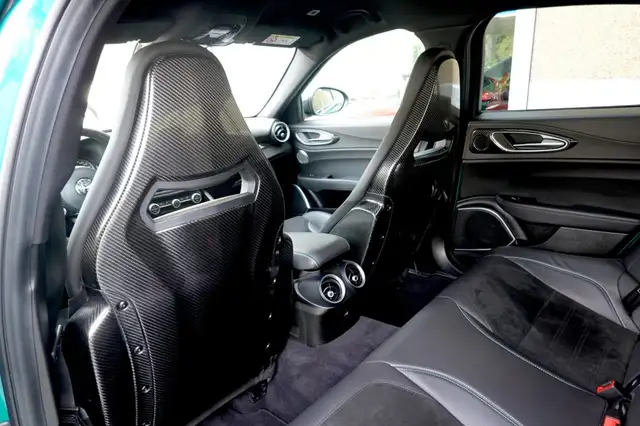 Alfa Romeo Giulia view 12