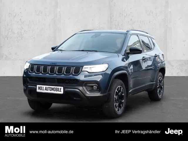Jeep Compass Trailhawk Plug-In Hybrid 4WD El. Panodach Navi Kli