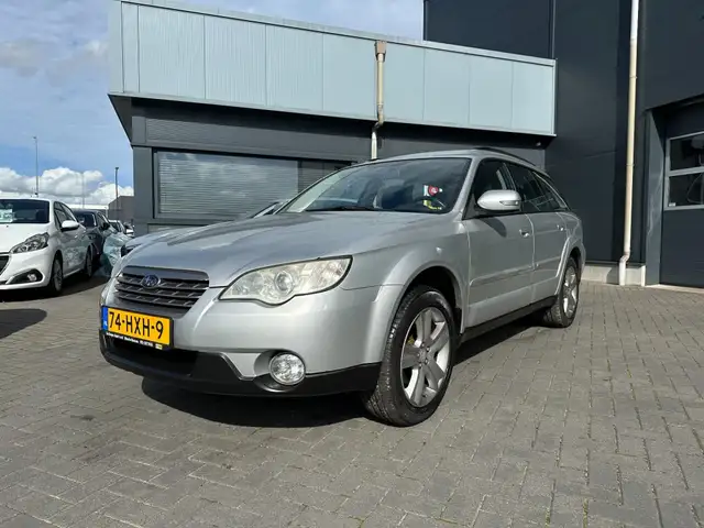 Subaru OUTBACK 2.5i Comfort AWD LPG Clima Trekhaak APK sept.2027