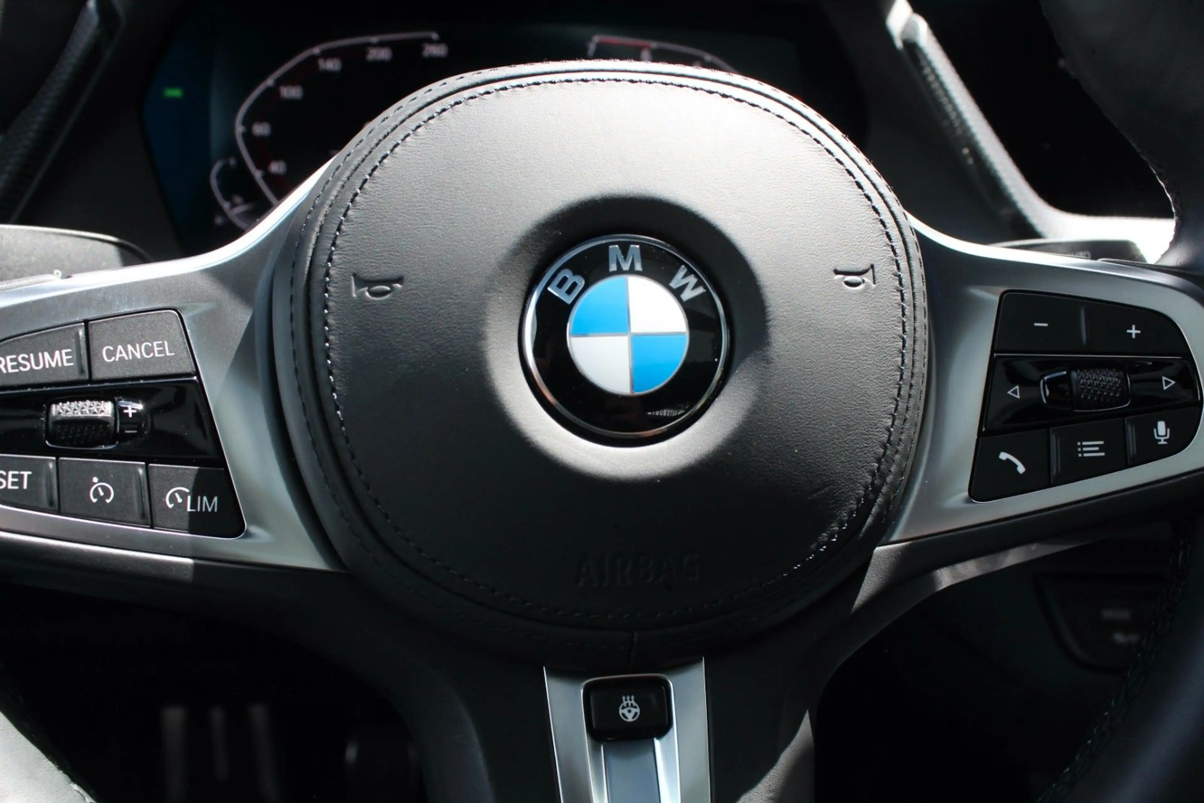 BMW 218 VoLL M-SPORT H&K*HUP*KAM*19"*PANO — photo 39