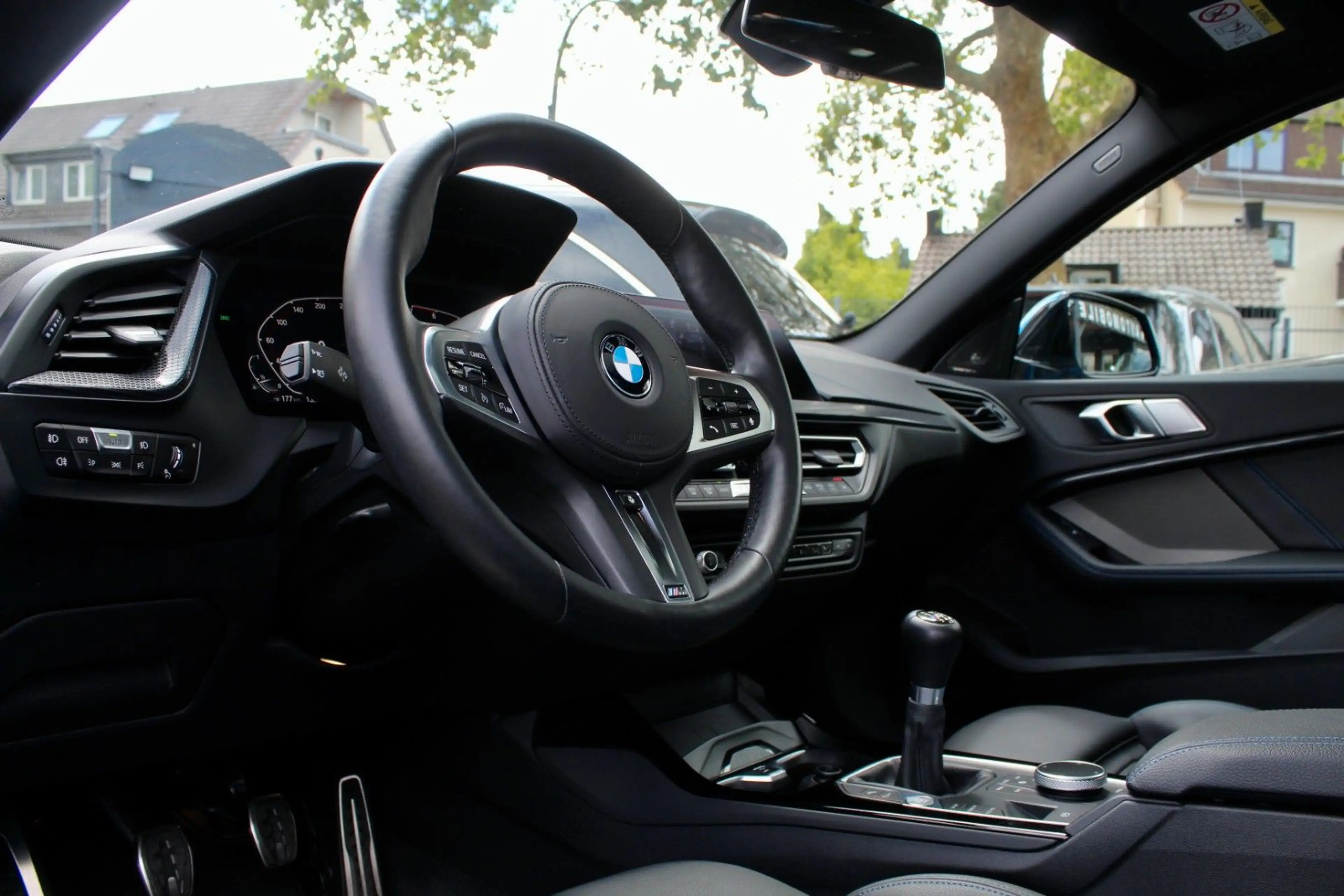 BMW 218 VoLL M-SPORT H&K*HUP*KAM*19"*PANO — photo 13
