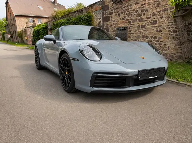 Porsche 992 Cabrio/18 Wege/Sportabgas/Bose/Matrix/RFK