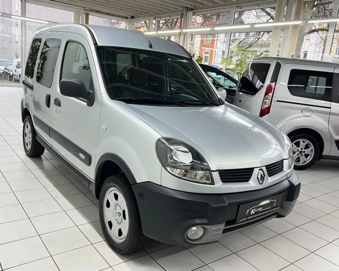 Renault Kangoo 1.6 16V 4x4 Klima HU neu Grau - 2