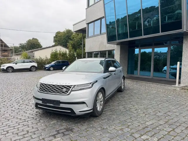Land Rover Range Rover Velar SE