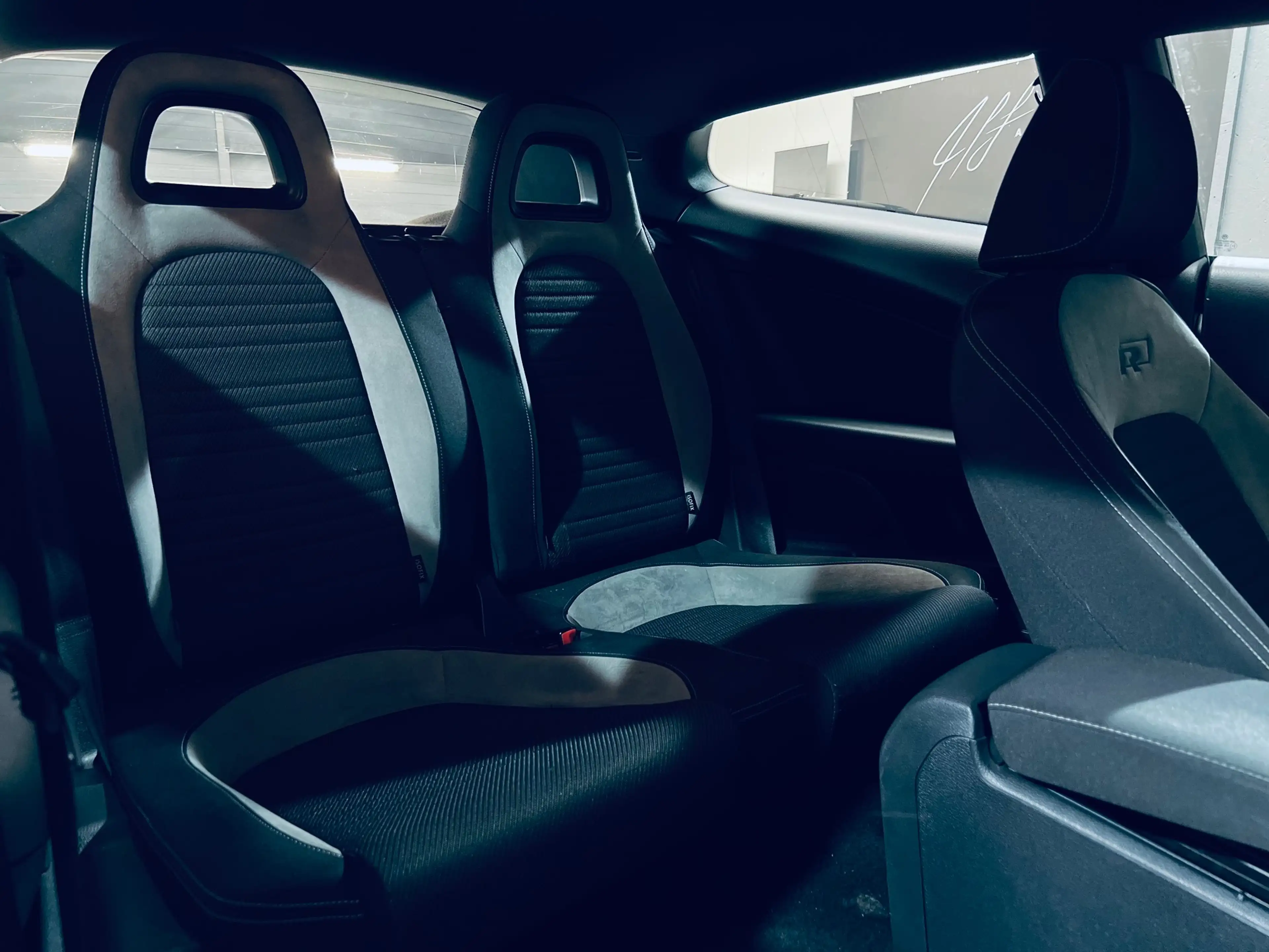 Volkswagen Scirocco Scirocco 2.0 TDi **FULL R-LINE**EURO6b** — photo 11