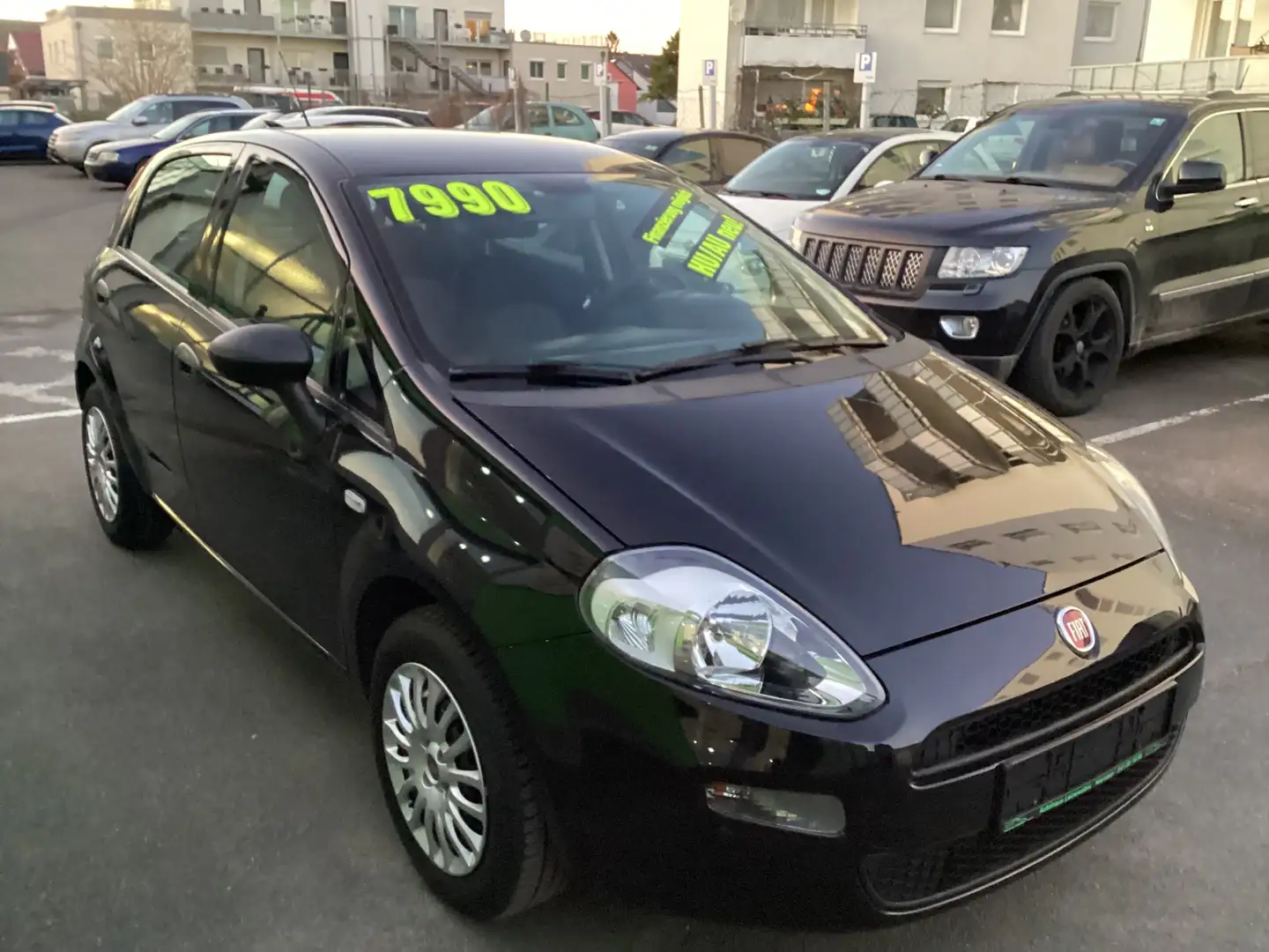 Fiat Punto Basis, 8-fach bereift, Zahnriemen+Inspektion neu Schwarz - 2