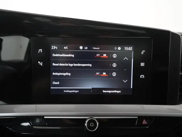 Opel Mokka-E view 17