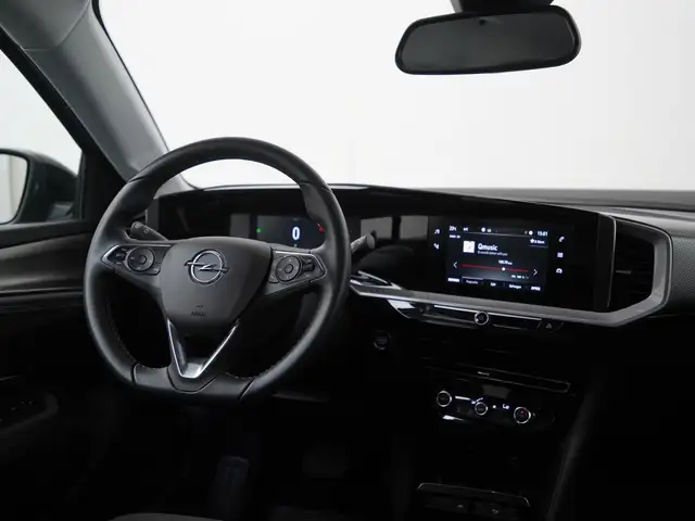 Opel Mokka-E view 5