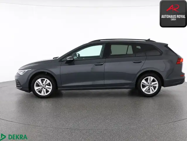 Volkswagen Golf view 2