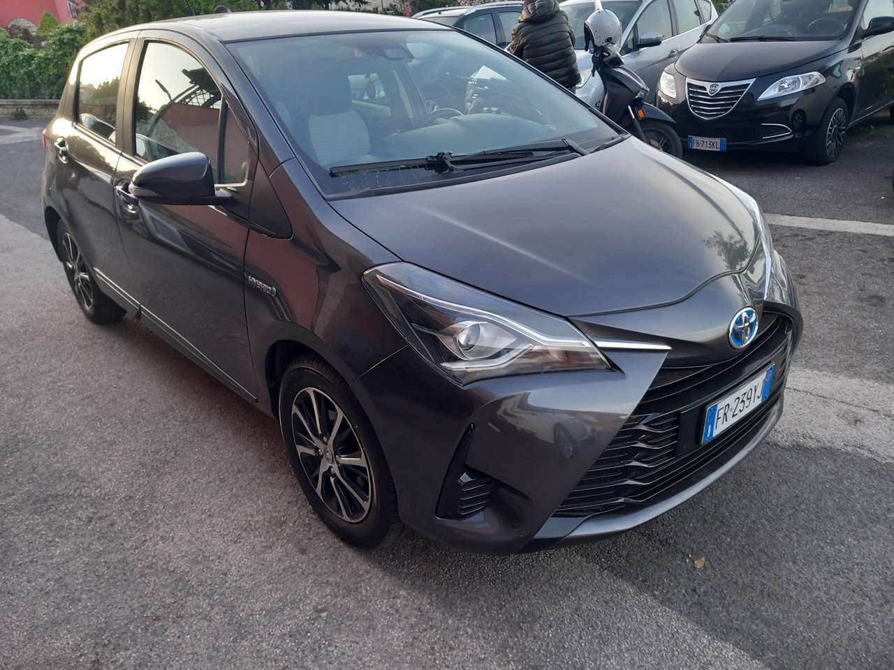 Toyota Yaris Yaris 5p 1.5h Active my18
