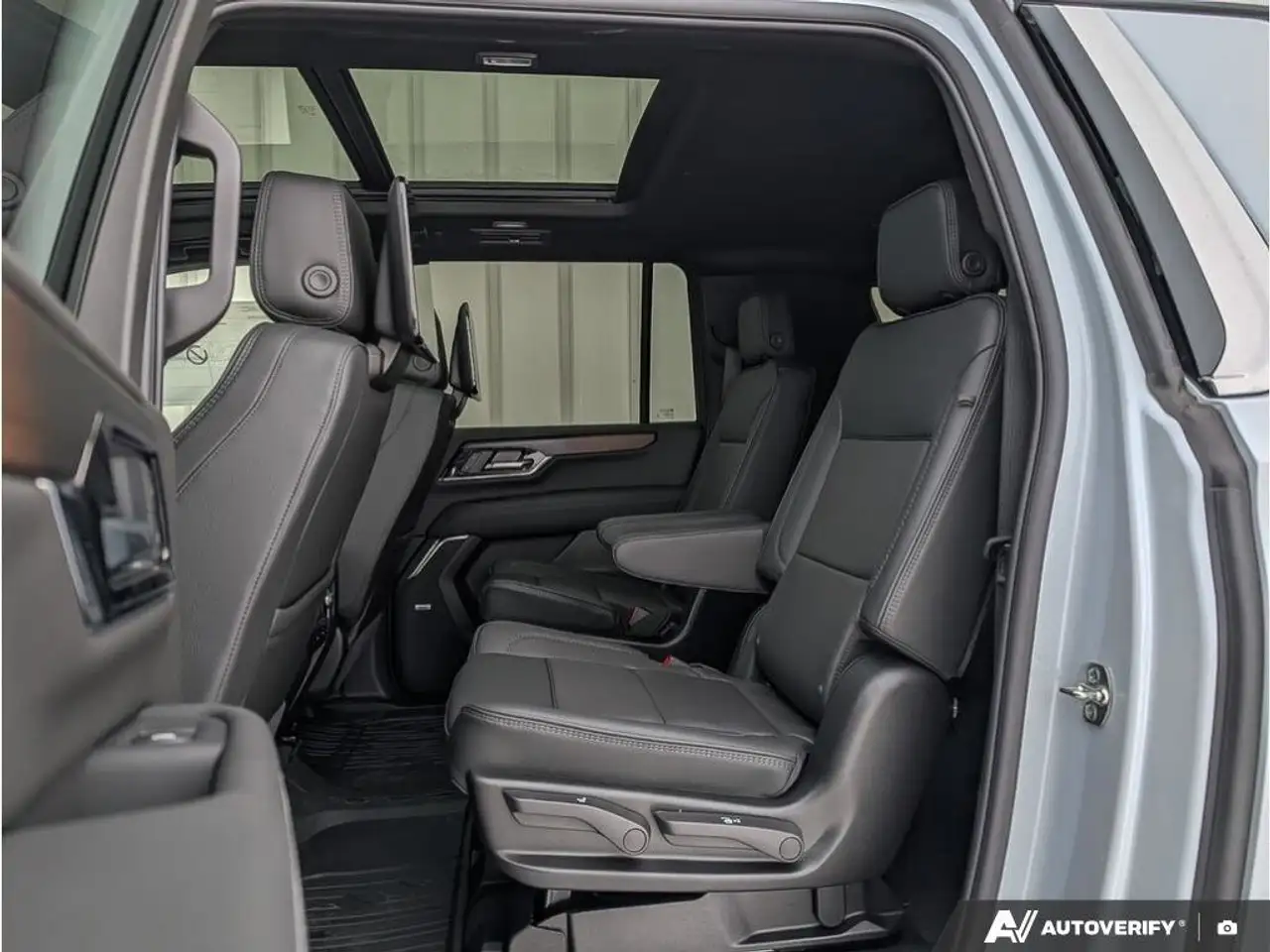 GMC Yukon photo GMC Yukon