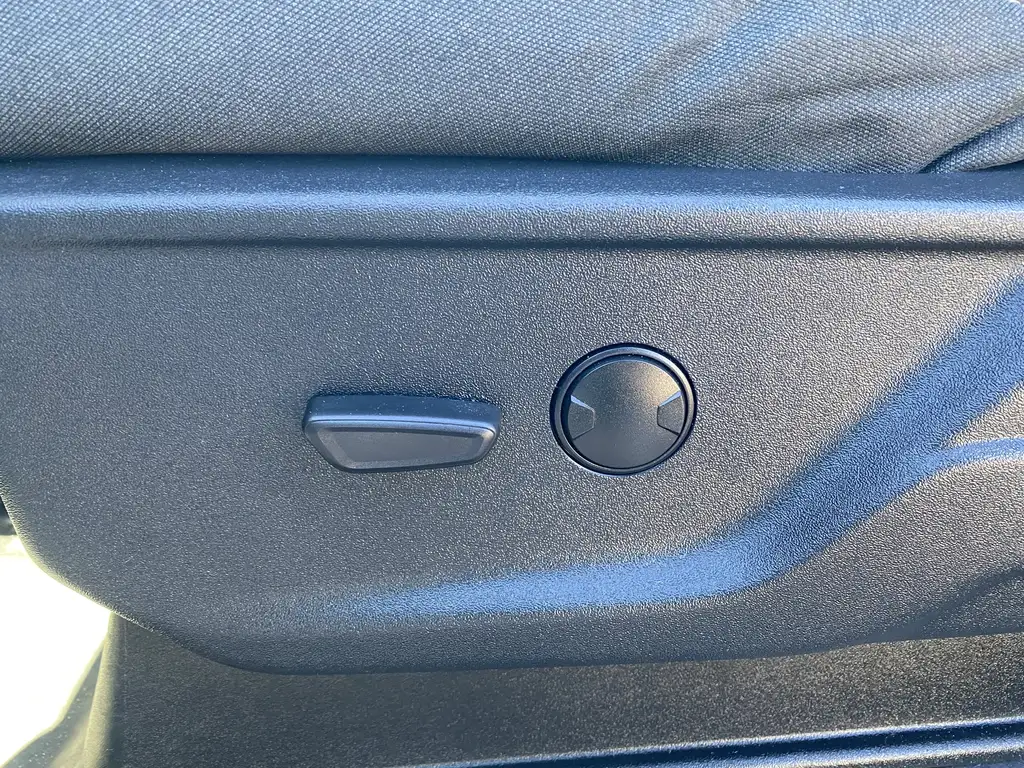 2025 Ford F-150 SuperCrew XLT SuperCrew 157 | Class IV Hitch | Rear Camera | — photo 8