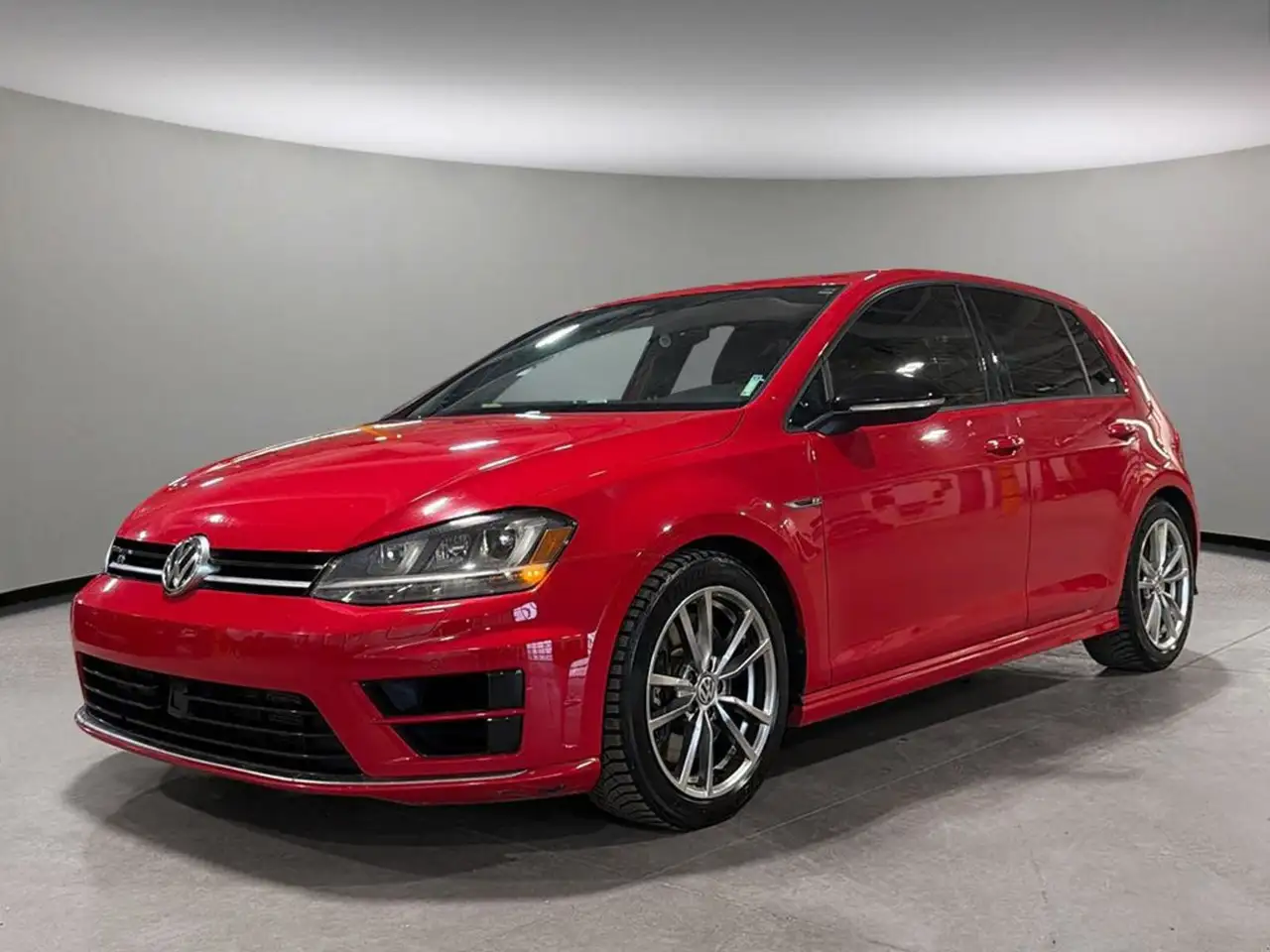 2016 Volkswagen Golf R