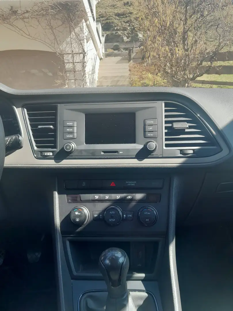 SEAT Leon Leon Reference 1,0 TSI Weiß - 2