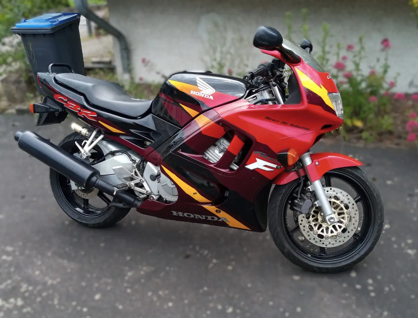 Honda CBR 600 F PC31 Rouge - 1