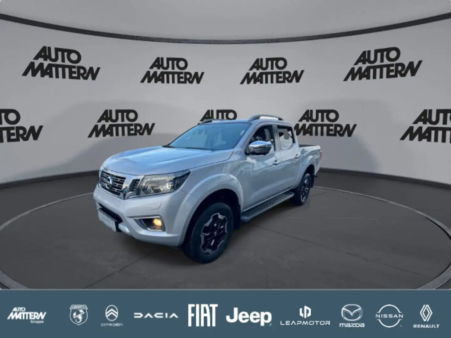 Nissan Navara AHK|360°-Kamera|NAVI|SHZ|Klimaaut.|LED Silber - 1