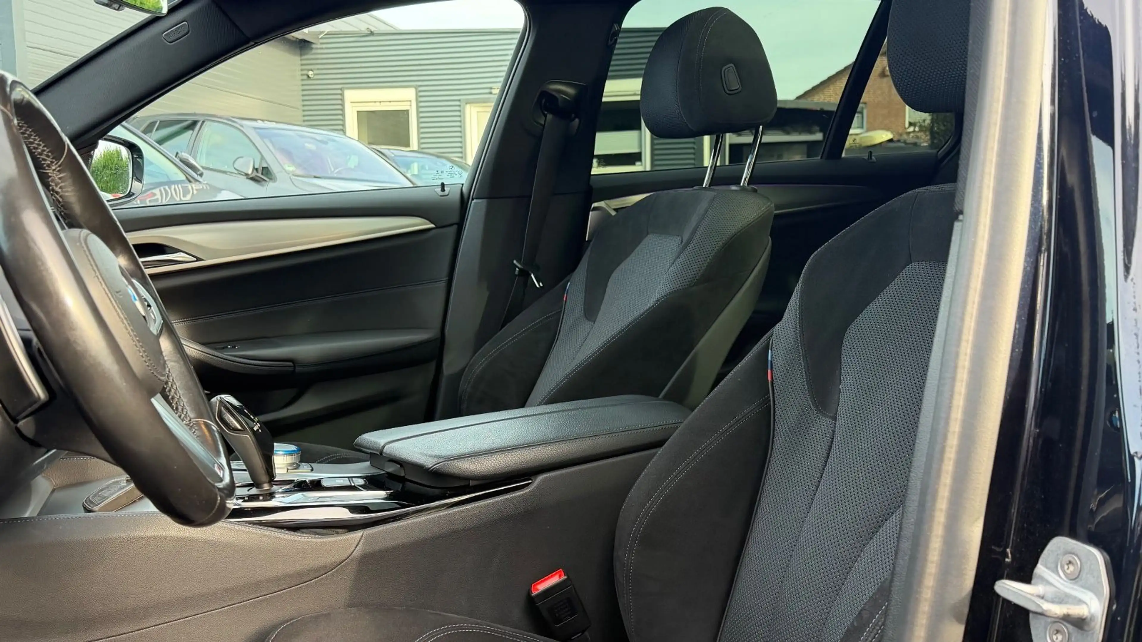 BMW 530 d xDrive M SPORT|H&K|AHK|ACC|360°|LED|PANO — photo 11